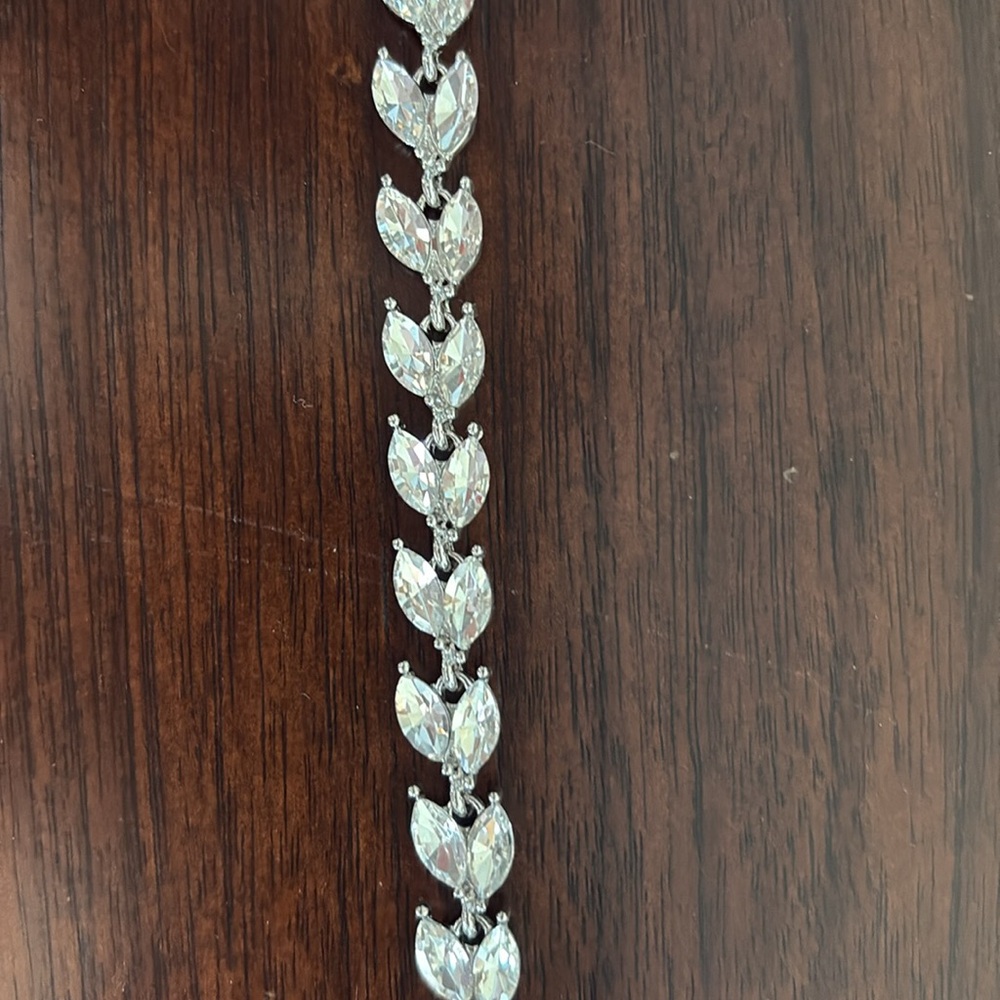 Bracket - Picture 2 of 2